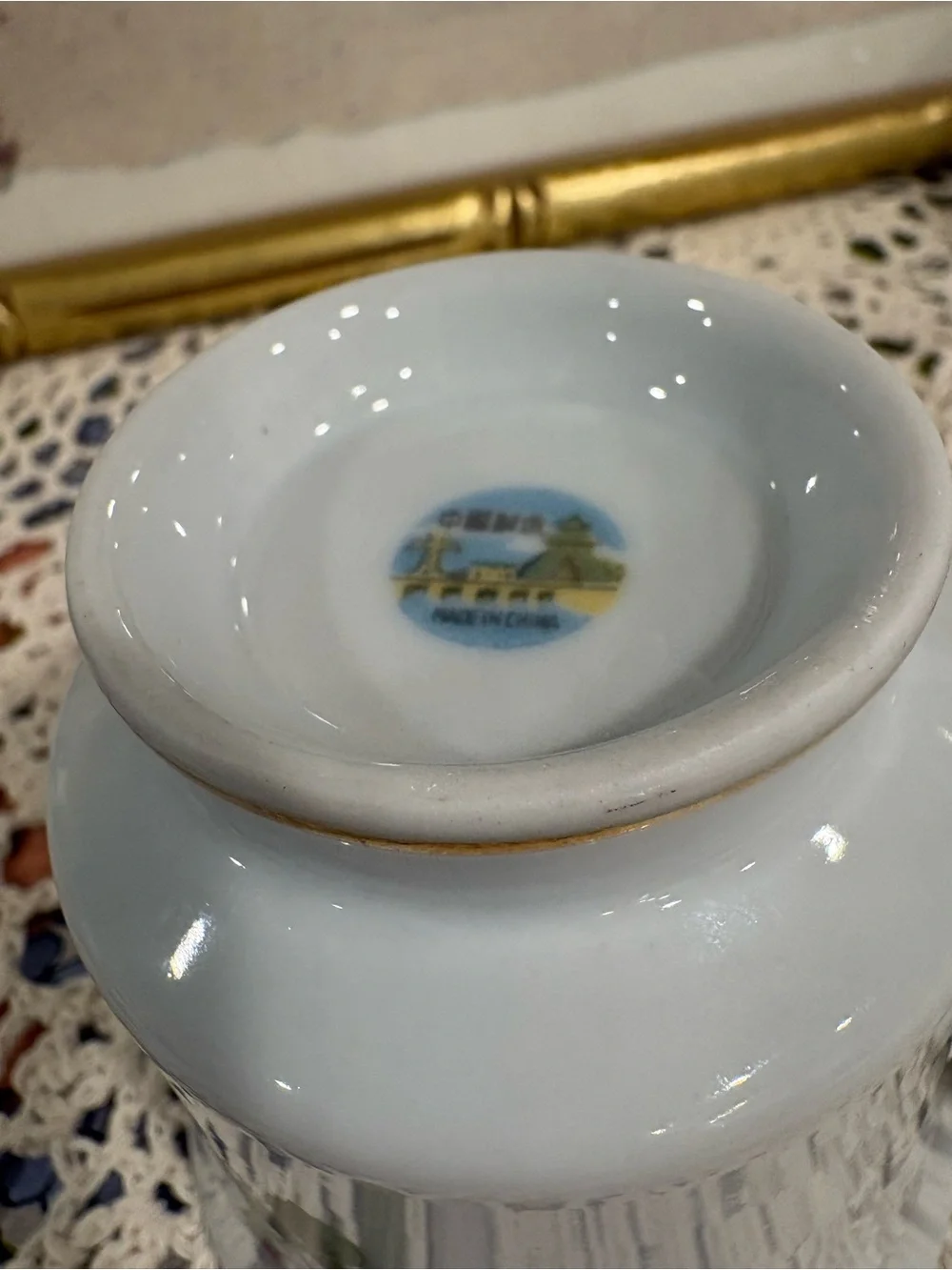VTG Mismatched Tea Cups Lot of 4 Pink Rose Floral China Party Decor No Saucers